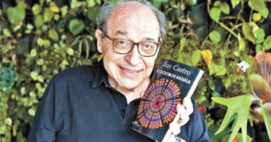 Novo livro de Ruy Castro conta coisas que só o coração pode entender